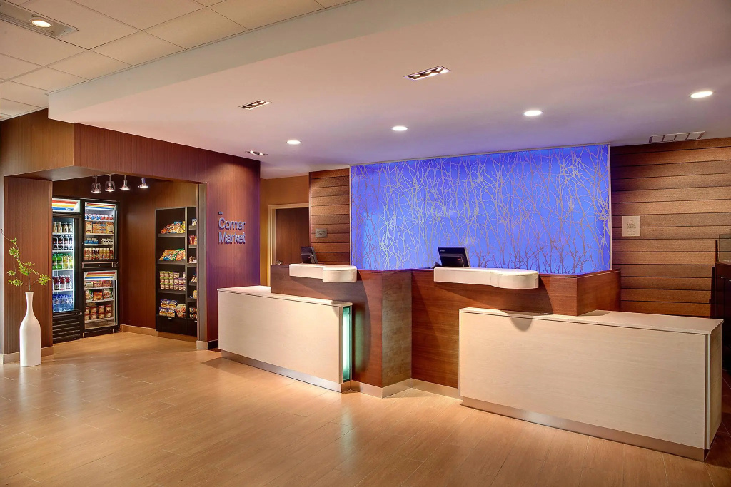 photo 1 of Fairfield Inn and Suites by Marriott Charlotte Airport