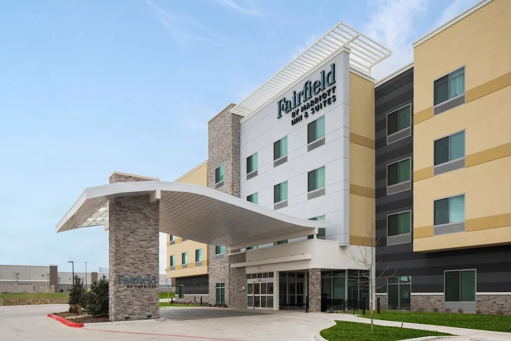 photo 1 of Fairfield Inn & Suites by Marriott Dallas McKinney