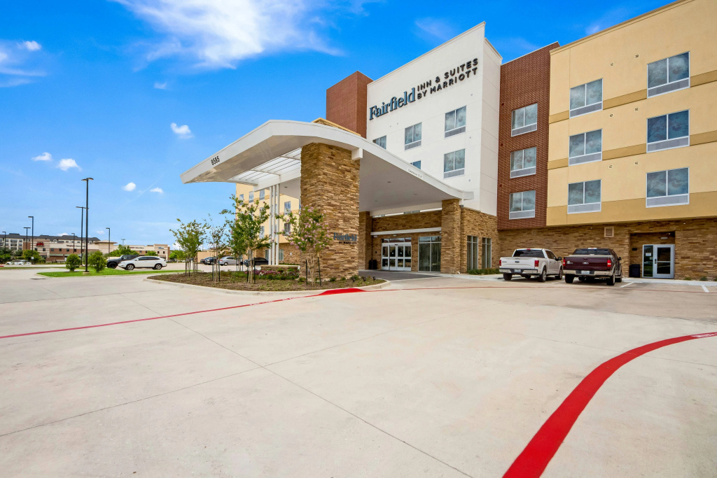 photo 1 of Fairfield Inn & Suites by Marriott Dallas Plano/Frisco