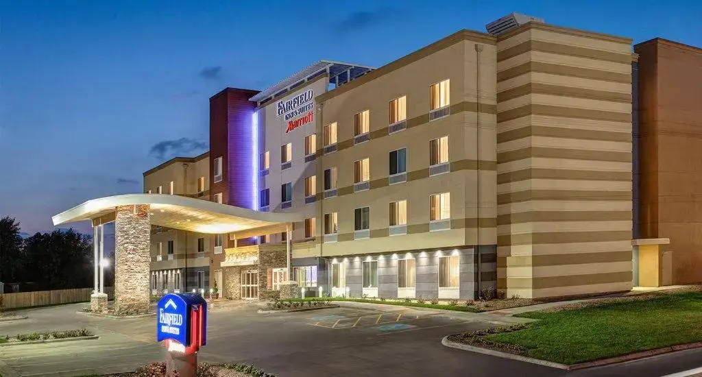 photo 1 of Fairfield Inn and Suites by Marriott Detroit Canton