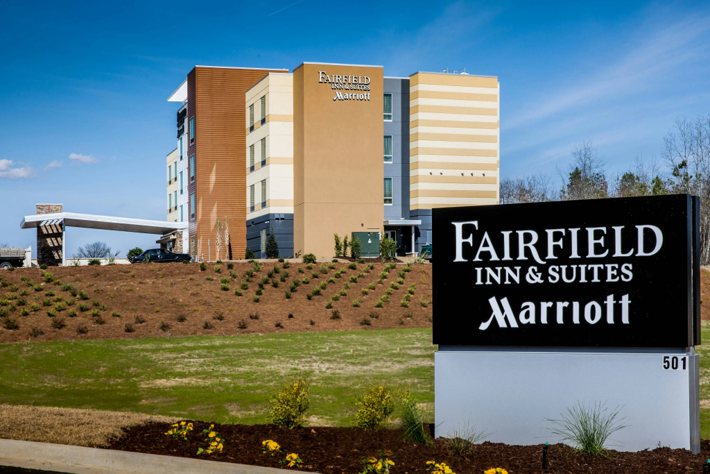 photo 1 of Fairfield Inn & Suites by Marriott Florence I-20