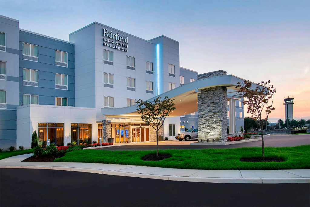 photo 1 of Fairfield Inn & Suites by Marriott Harrisburg International Airport