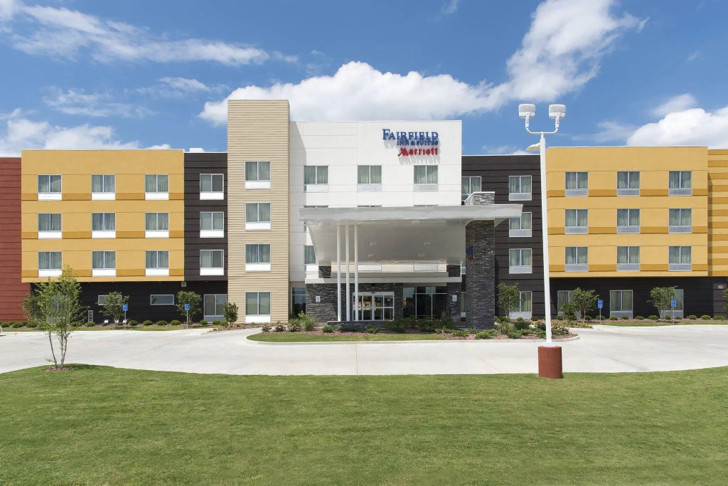 photo 1 of Fairfield Inn & Suites by Marriott Jackson Clinton