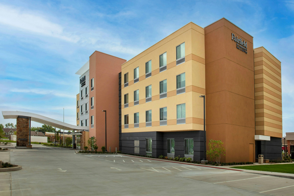 photo 1 of Fairfield Inn & Suites by Marriott Lebanon near Expo Center