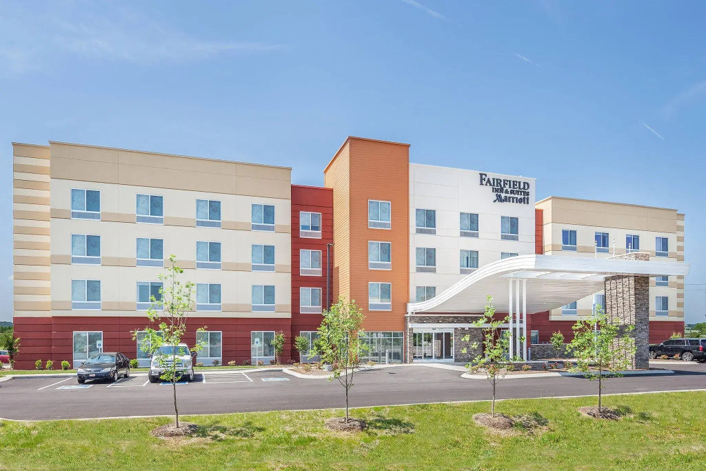 photo 1 of Fairfield Inn & Suites by Marriott Lebanon