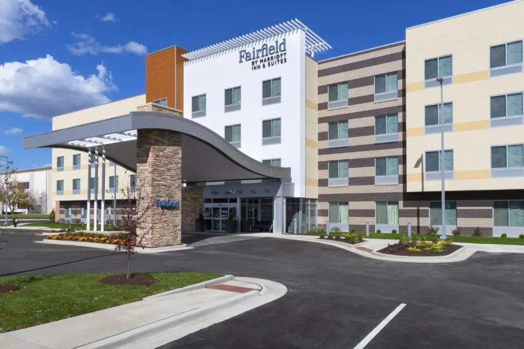 photo 1 of Fairfield Inn & Suites by Marriott O'Fallon, IL