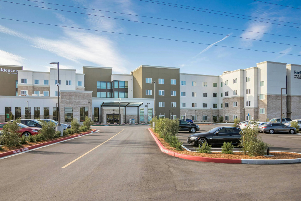 photo 1 of Fairfield Inn & Suites by Marriott San Jose North/Silicon Valley
