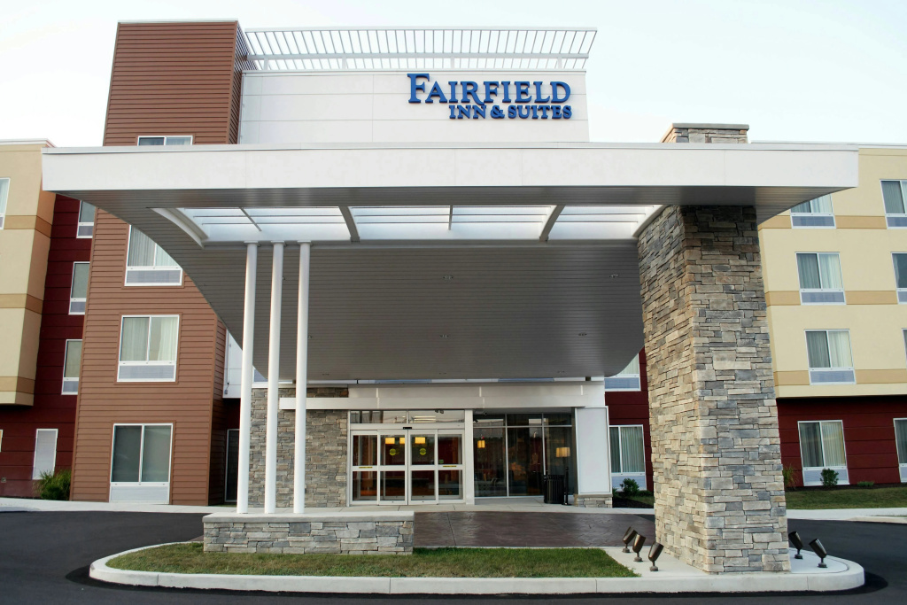 photo 1 of Fairfield Inn & Suites Stroudsburg Bartonsville / Poconos