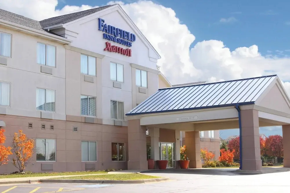 photo 1 of Fairfield Inn & Suites Chicago St. Charles