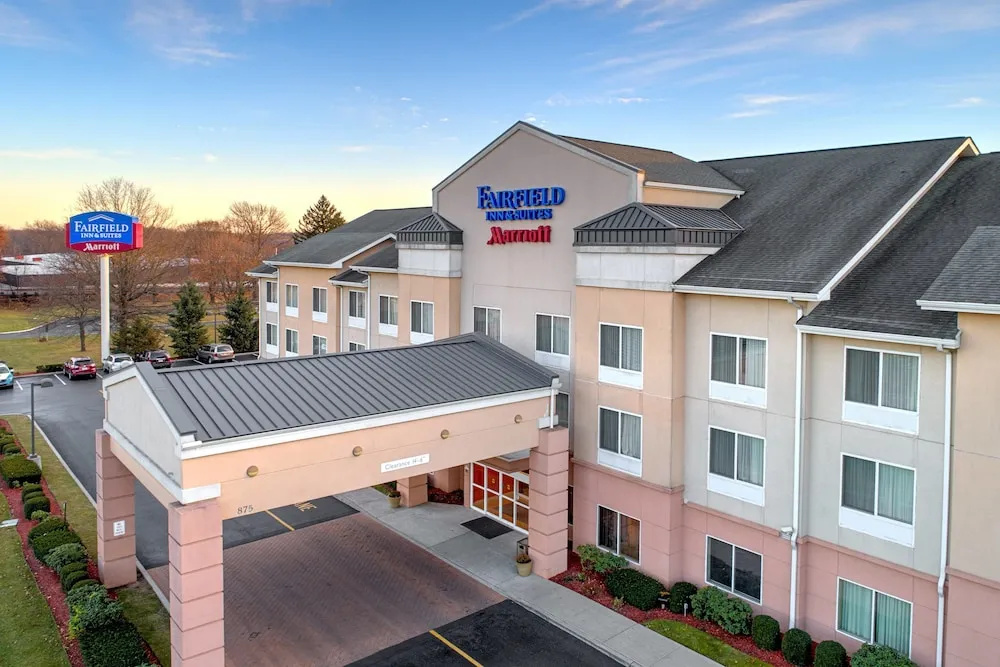 photo 1 of Fairfield Inn & Suites Edison-South Plainfield