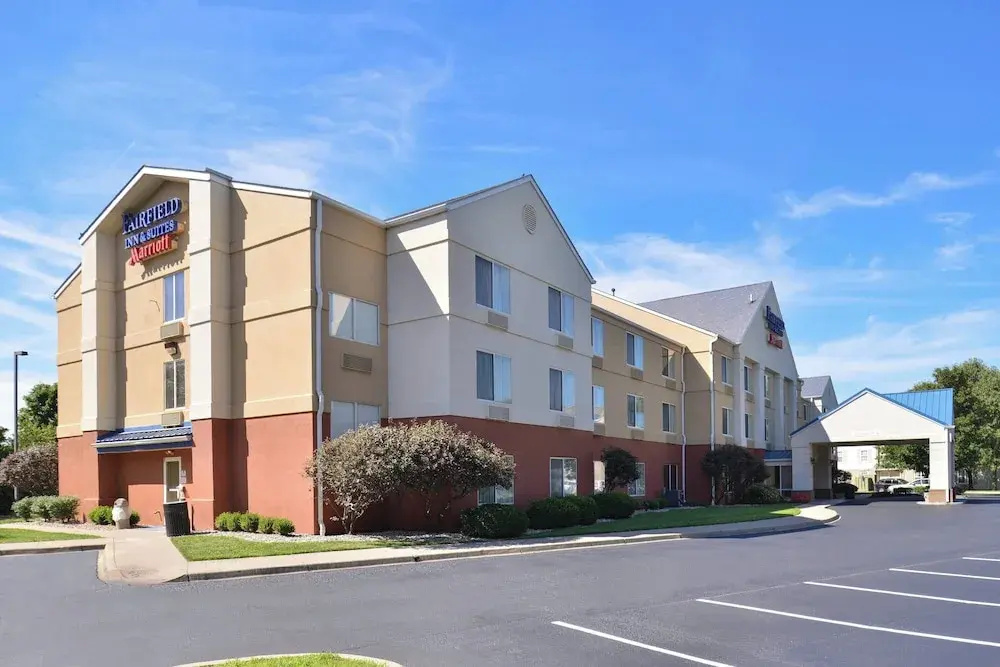 photo 1 of Fairfield Inn & Suites Louisville North