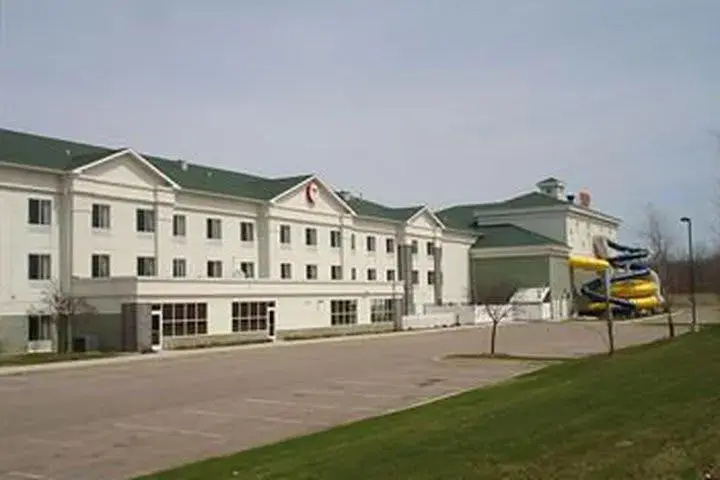 photo 1 of Peach Tree Inn And Suites