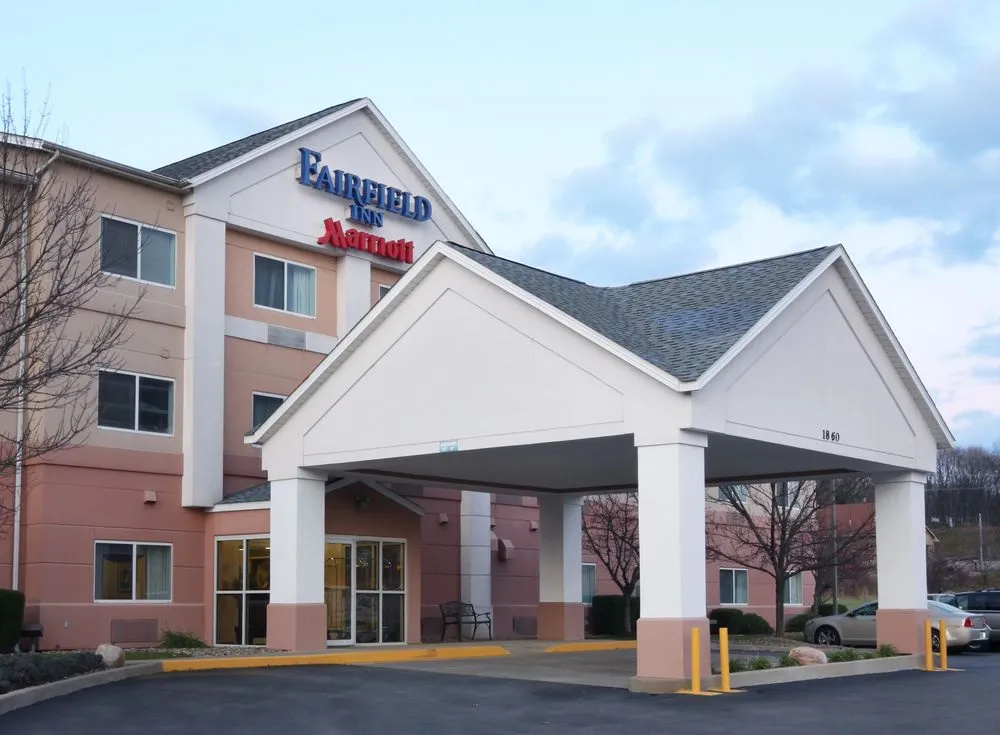 photo 1 of Fairfield Inn Warren Niles