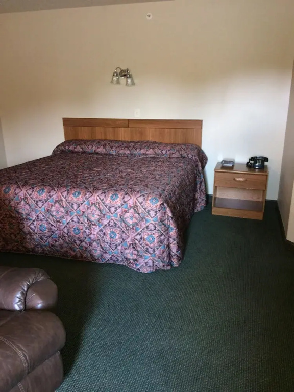 photo 1 of Fairway Inn Florence