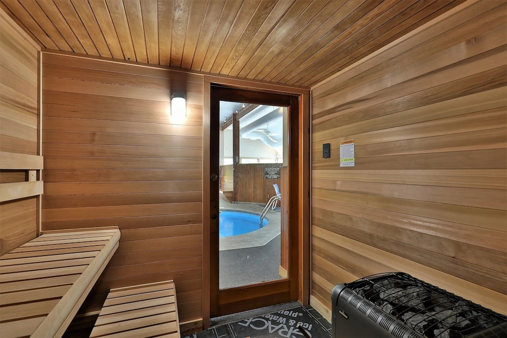 photo 1 of Fall Line Small Studio - Perfect For Two - On Shuttle Route W/ Amenities G6a 1 Bedroom Condo