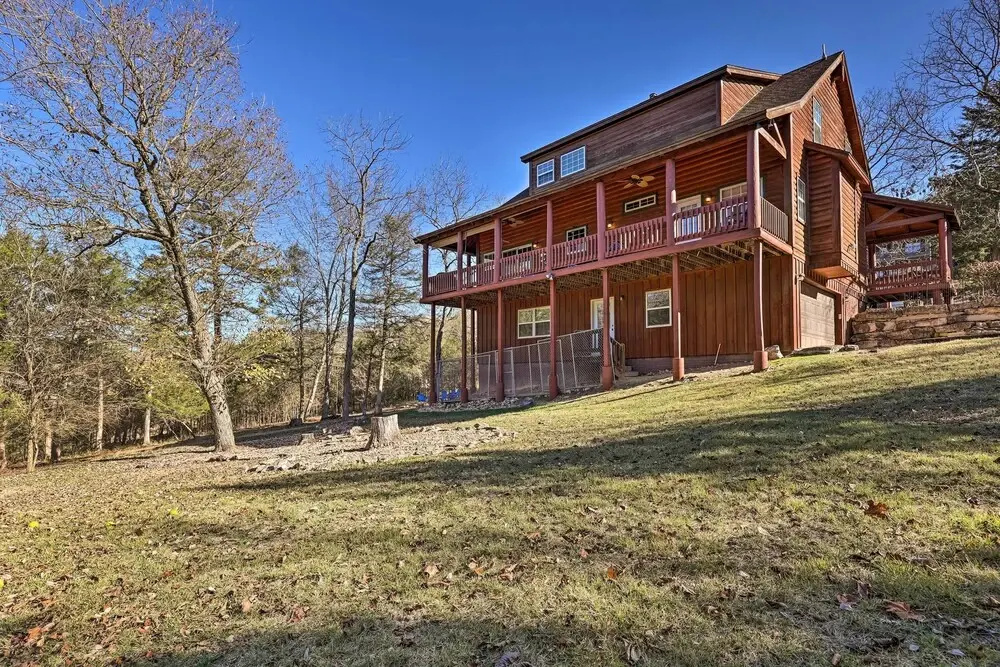 photo 1 of Family-friendly Cabin By Golf Course & Marina