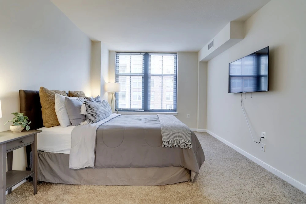 photo 1 of Fantastic 1 Bedroom Condo at Arlington