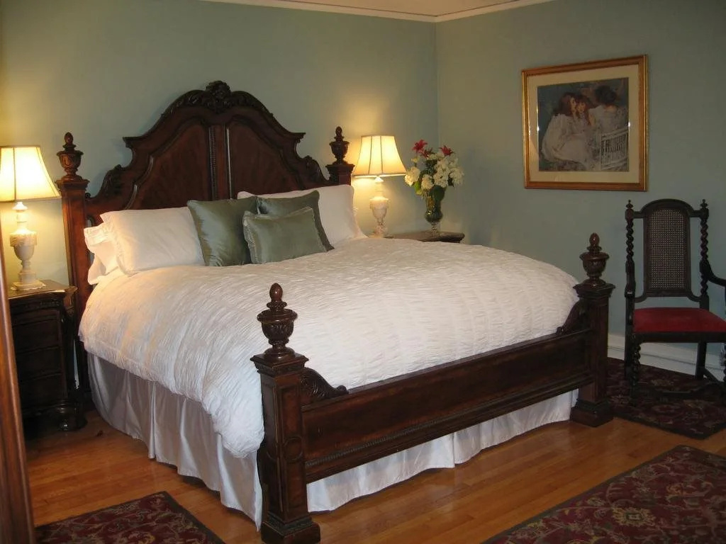 photo 1 of Farnam Guest House