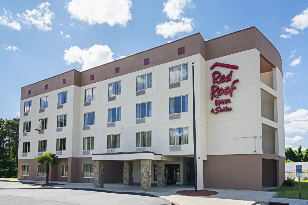 photo 1 of Red Roof Inn & Suites Fayetteville - Fort Bragg