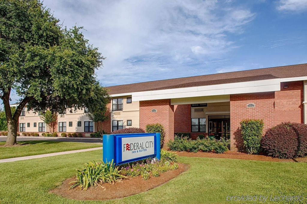 photo 1 of Federal City Inn & Suites