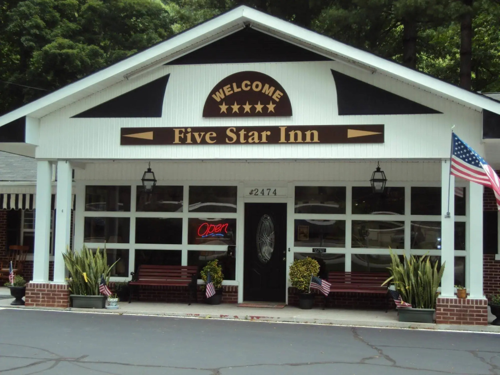 photo 1 of Five Star Inn