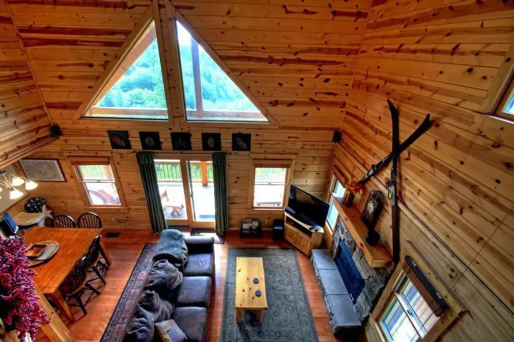 photo 1 of Flatlanders' Retreat - 4 Br Cabin