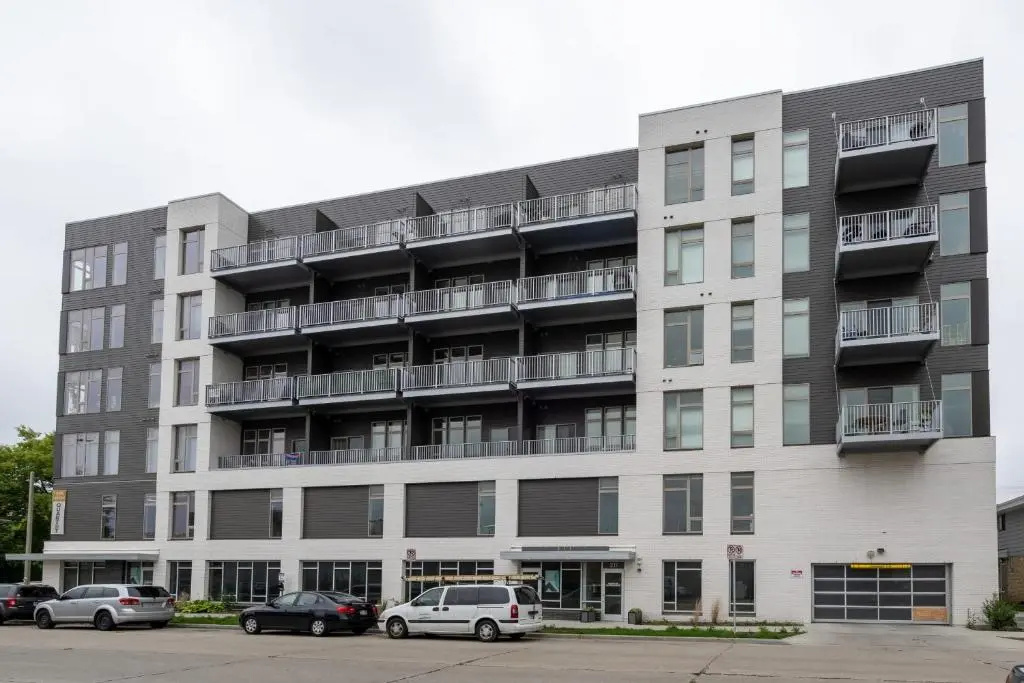 photo 1 of Flexhome Walker's Point 1BR Q2