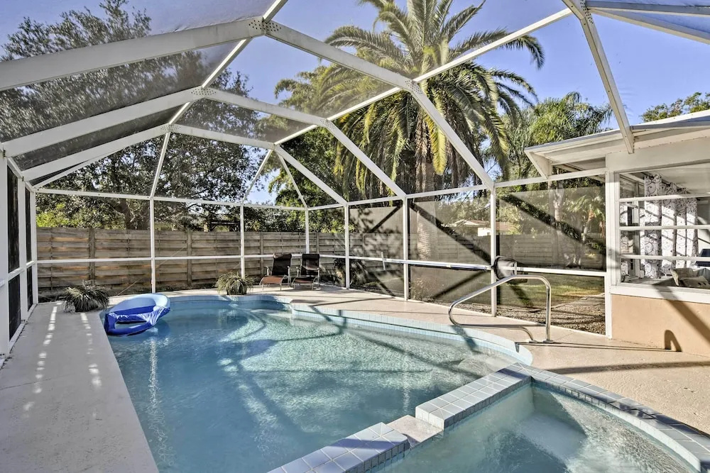 photo 1 of Florida Home 3 Mi to Siesta Key, Walk to Gulf Gate