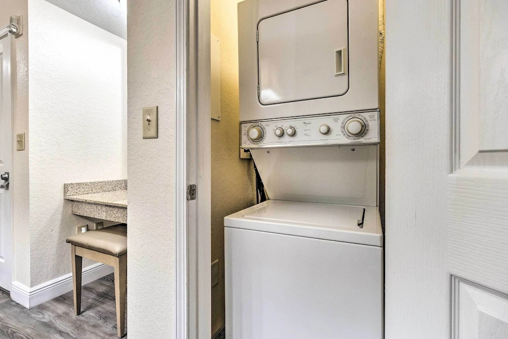 photo 1 of Disney Good Neighbor Resort Condo < 4 Mi to Wdw!
