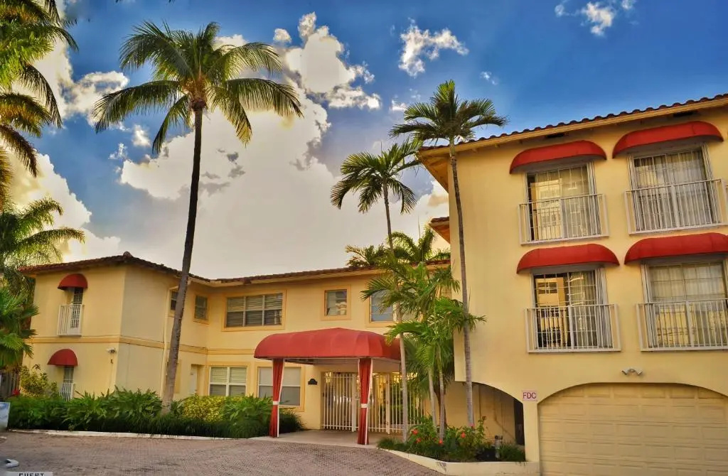 photo 1 of Fort Lauderdale Yacht and Beach Club 416