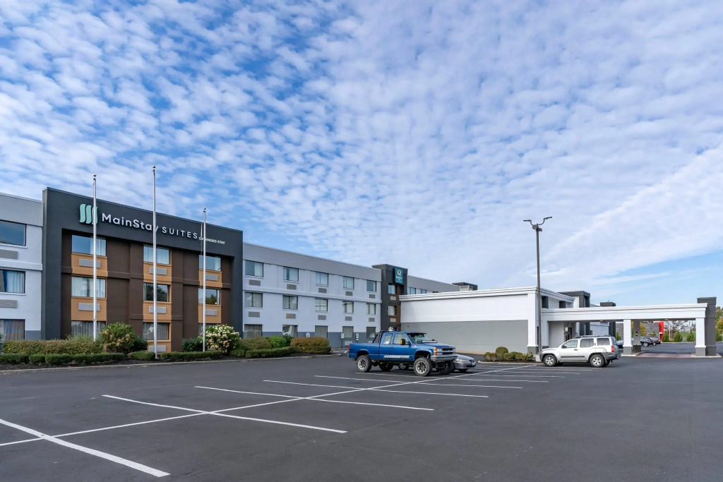 photo 1 of Quality Inn Lexington -Horse Park