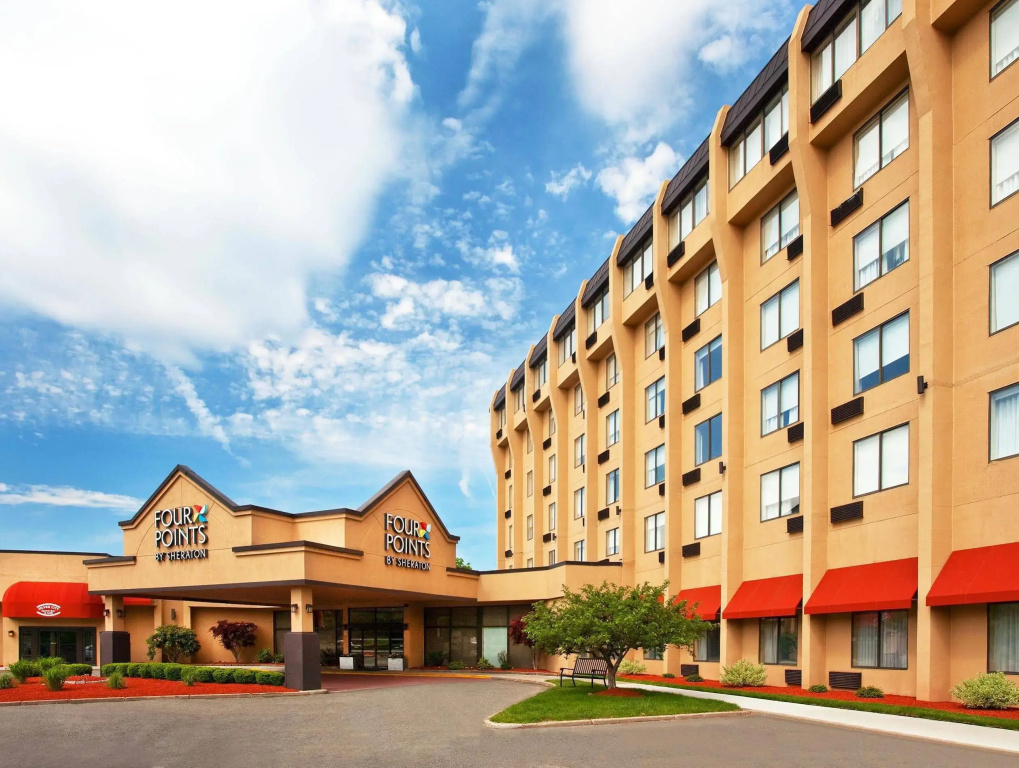 photo 1 of Four Points by Sheraton Meriden