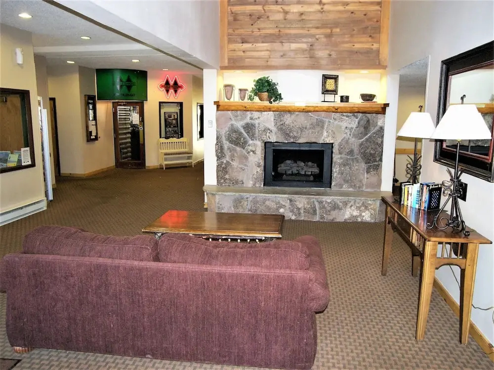 photo 1 of Foxpine Inn