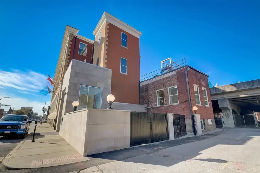 photo 1 of FRONTDESK Myers Medical Lofts Downtown Louisville