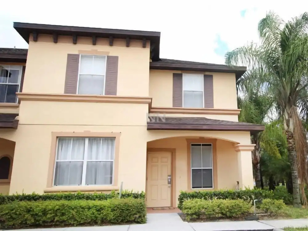 photo 1 of Fv62884 - Regal Oaks - 4 Bed 3.5 Baths Townhome