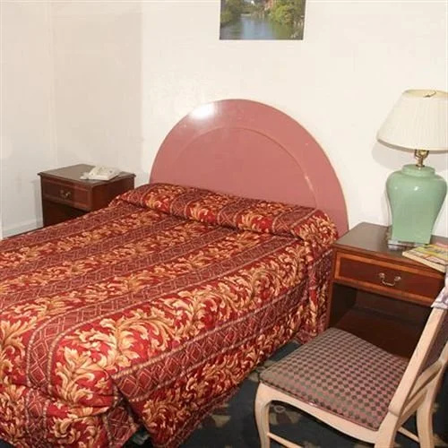 photo 1 of Gables Motel