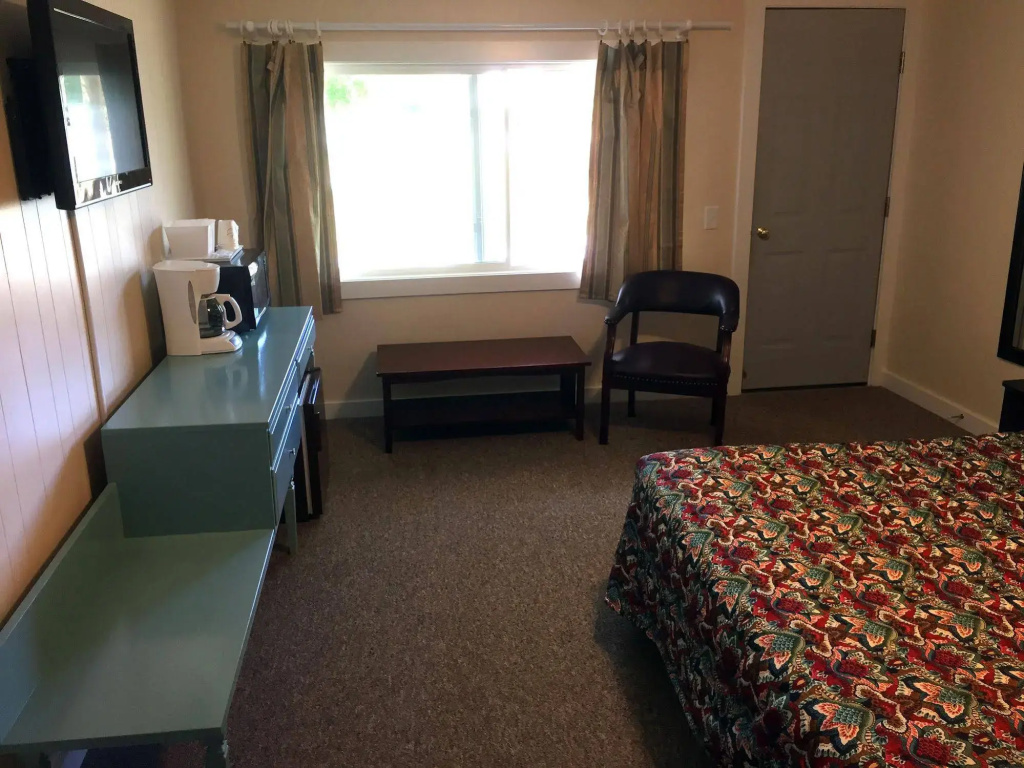 photo 1 of Gallagher's Travels Bar Harbor Motel & Cabins