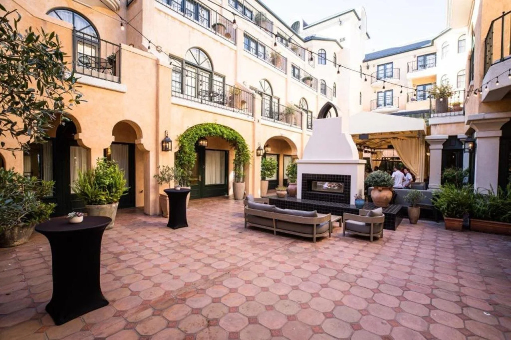 photo 1 of el PRADO