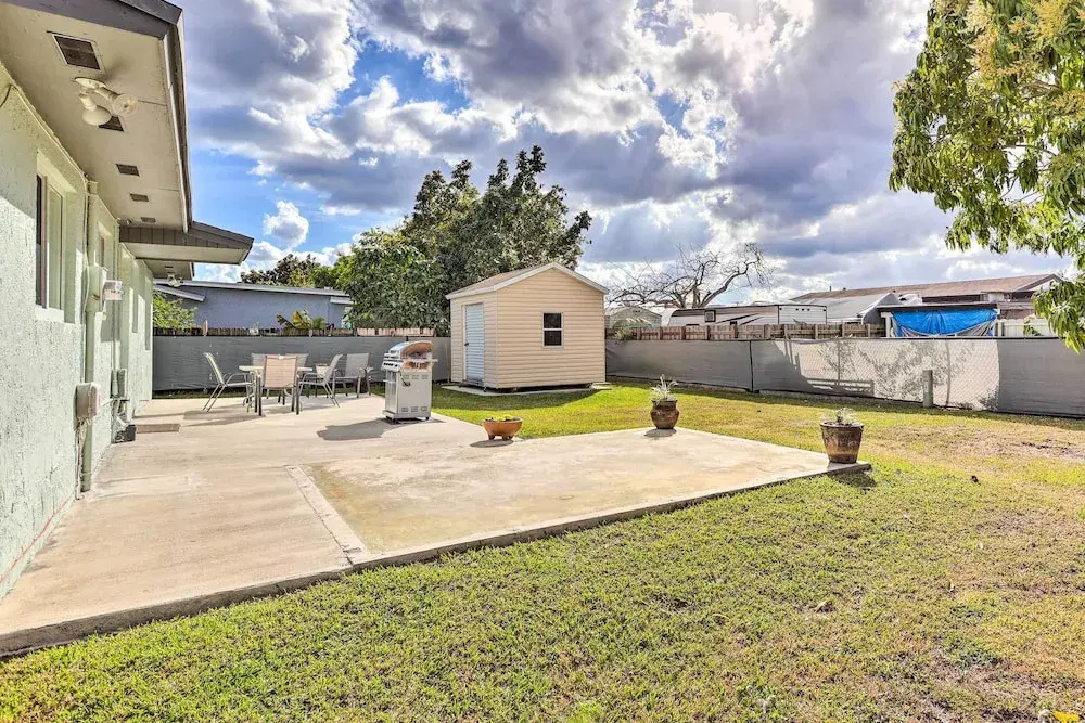 photo 1 of Gated Southern Miami Home: 22 Mi to Downtown!
