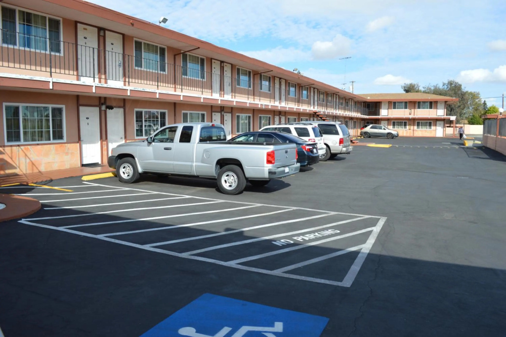 photo 1 of Gateway Inn Fairfield