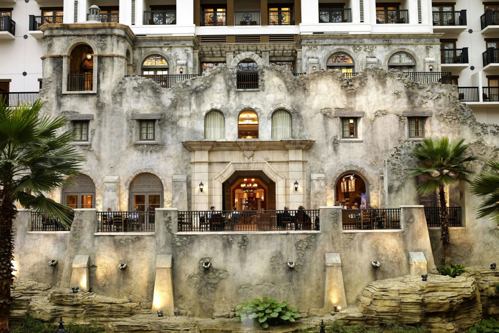 photo 1 of Gaylord Texan Resort & Convention Center