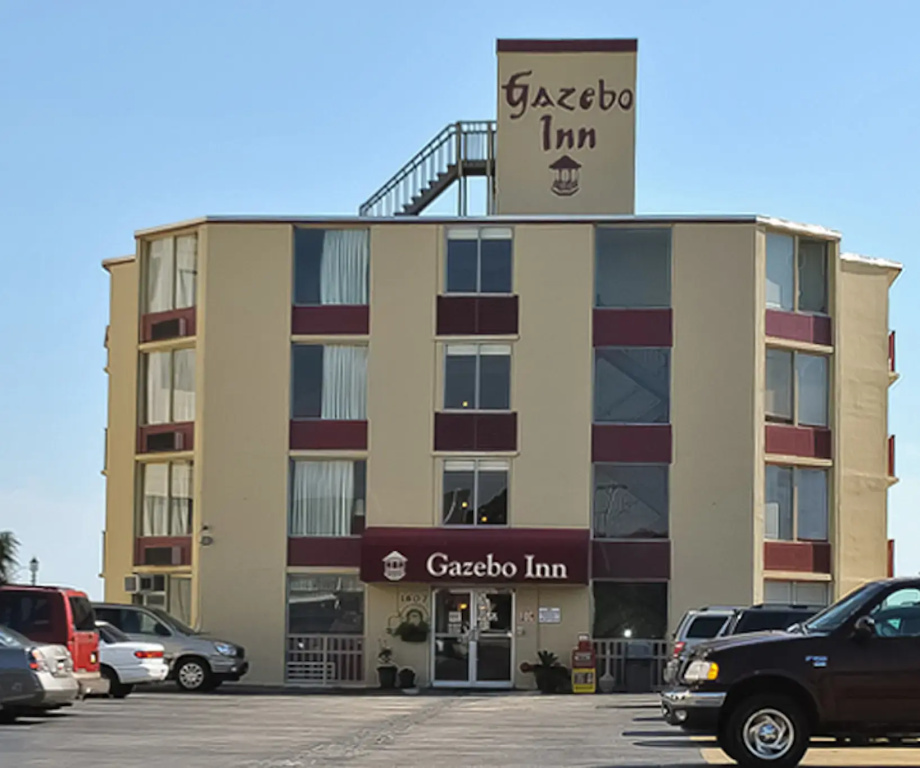 photo 1 of Gazebo Inn Oceanfront