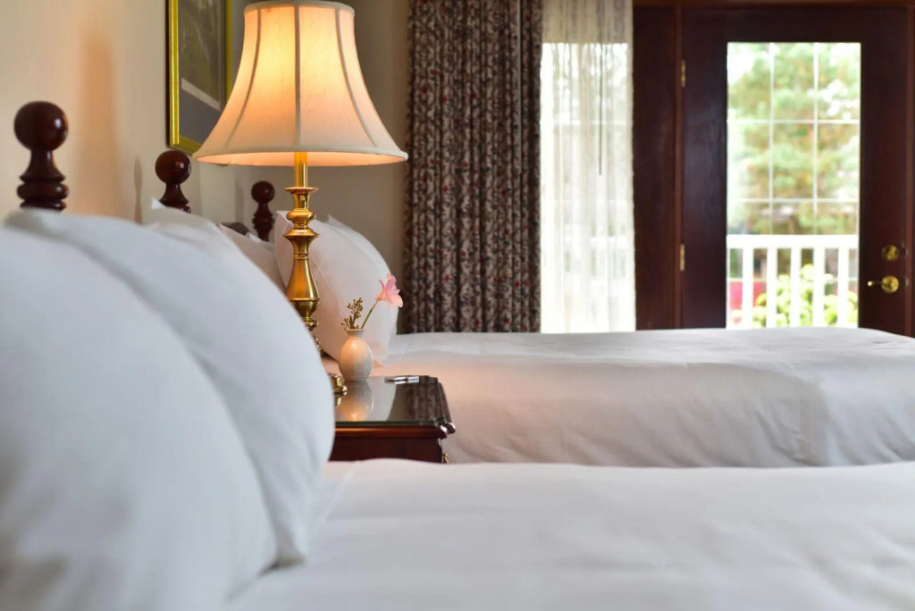 photo 1 of The Geneva Inn