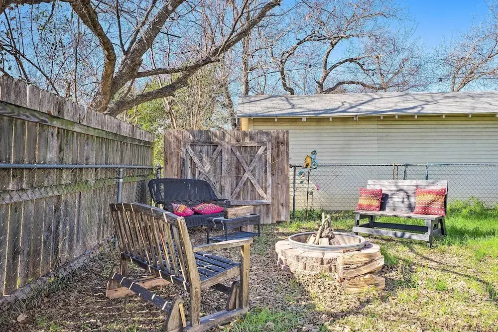 photo 1 of Georgetown Vacation Rental Close to Town Square!