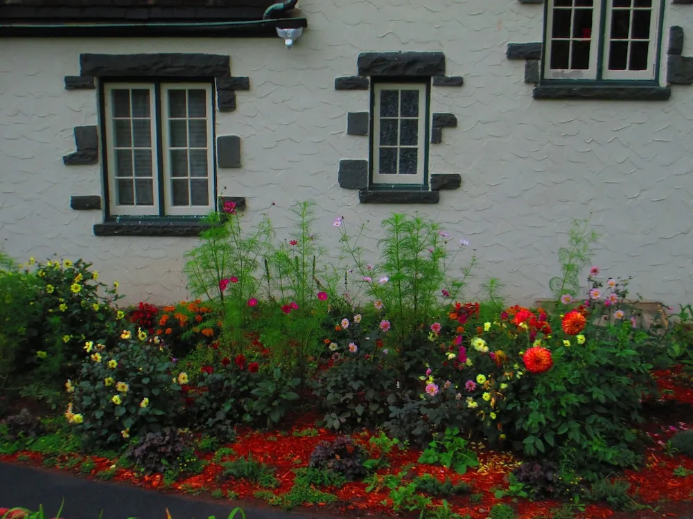 photo 1 of Georgian Garden Inn