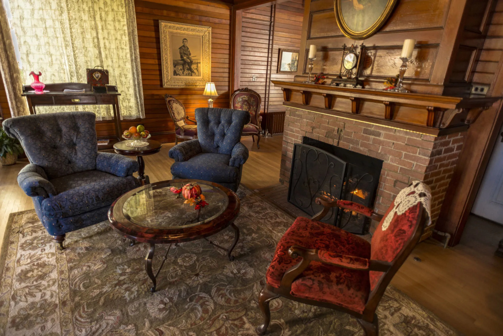 photo 1 of Gilbert Inn Seaside
