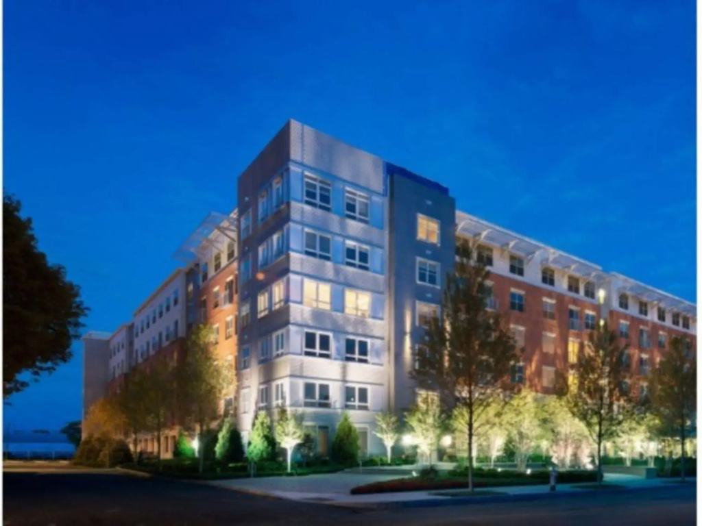 photo 1 of Global Luxury Suites at Cambridge Park