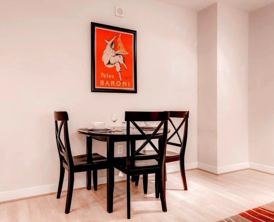 photo 1 of Global Luxury Suites in Emeryville
