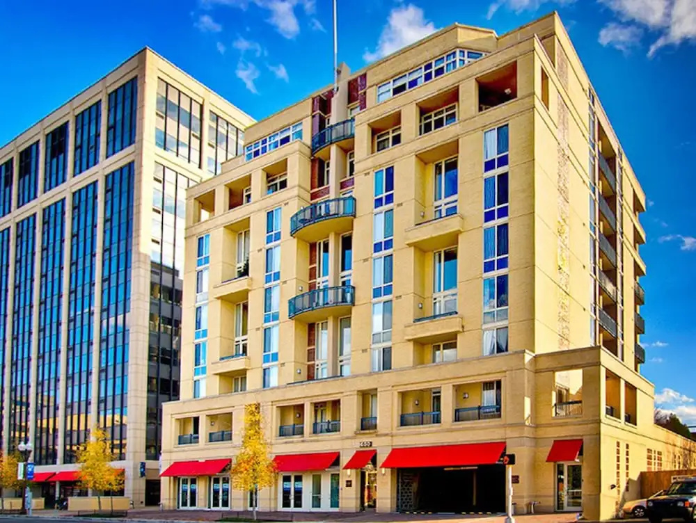photo 1 of Global Luxury Suites in Rosslyn