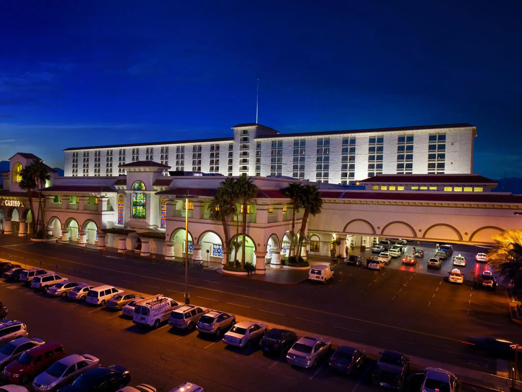 photo 1 of Gold Coast Hotel and Casino